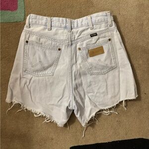 Wrangler denim shorts in trick of the ice